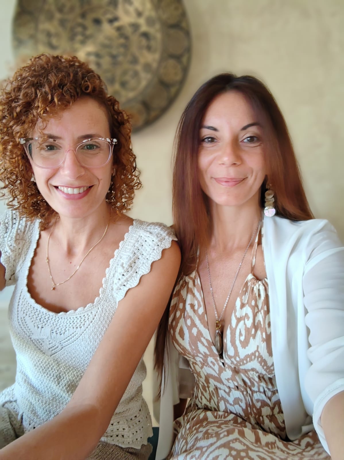 Eleonora y Laura — fundadoras de Atesora Experience